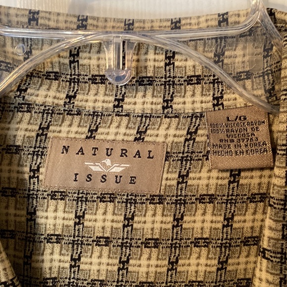 Men’s Natural Issue casual button down shirt - Picture 2 of 2